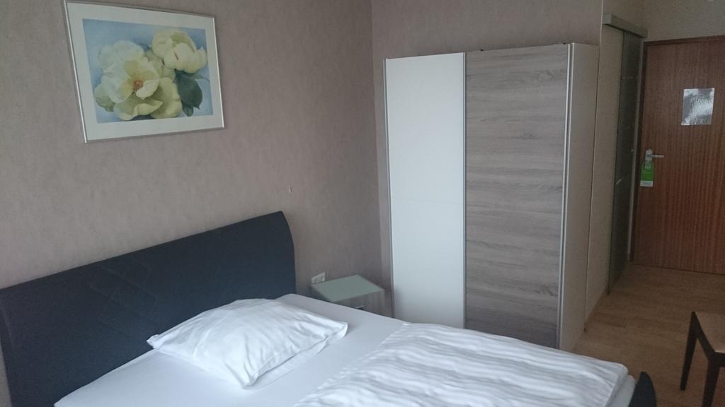 Hotel Aquarius บราวน์ชไวก์ ภายนอก รูปภาพ